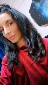 me :) de Alessy1  3 Imagens