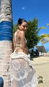 SophieSweet88 let's enjoy the sea with me Pic 6