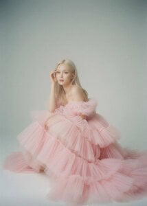 ElsaDivine Almost Too Much 😏 Pic