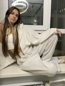 NilaBartkus Cameras on 🤫😀😎 Pic 4