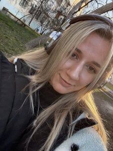 MaryBennetts my pussy can't hold back anymore slika 2