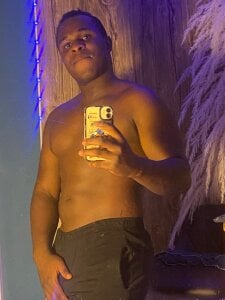 Amun_obsidian Dangerous calm... desire begins in silence. Immagine 