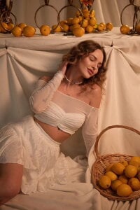 MollyLi1 Public Hình 8