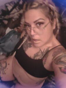 ShineyQuinn Public Pic 6