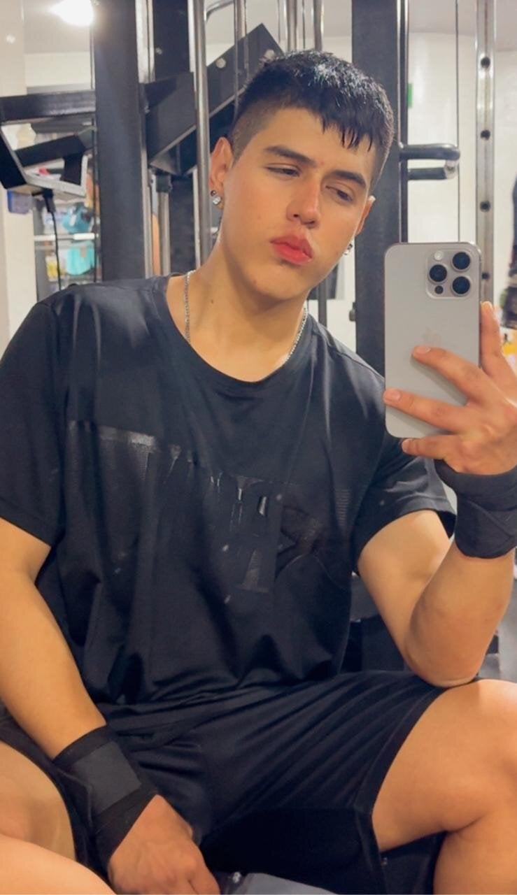 Angel_Khouri Aktuellstes Foto 7664