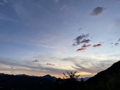 Michelle_Narvaez I'm the happiest girl watching the sunsets I love the countryside and you 🌄🥰 Bilde