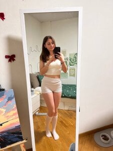 CeolaBurdett CUTIE LANA Foto 4