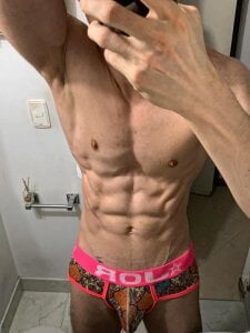 JahsHot Public Pic 3