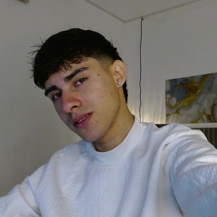 Dyla_n18 热门图片 6360