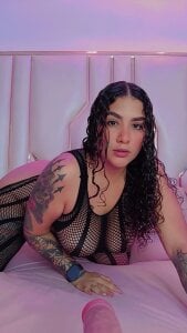 MelissaBloomm sexy cream Foto 2