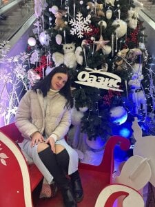 AlisaLives Public Hình 5