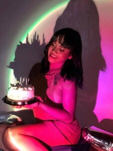 Irresistible_Athena 27th . fénykép