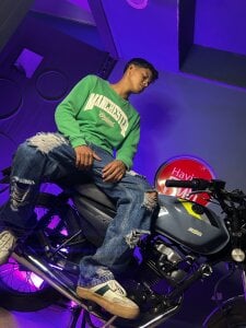 Your Favorite Sexy Driver od Jeffry_wolvess  8 snímek