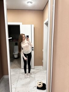 LaveraMeling kullanıcısının hello to loved ones albümü -  5 fotoğraf