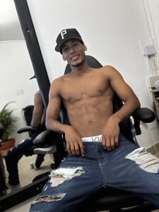 straight_latin Public Pic 6