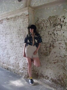 lola_aspis Outside Pic