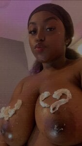 Aitana_Oliveira Enjoy it! 🍦 Immagine  2