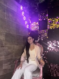 Public de APRIL_TAY1  6 Imagens