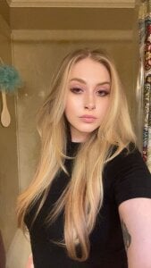 Bambii_Blue333 Me 👸🏼✨ Pic 5