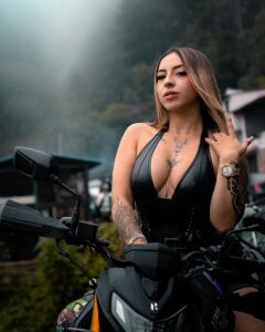 samarajhonsonbiker girl 🖤 Bild 3