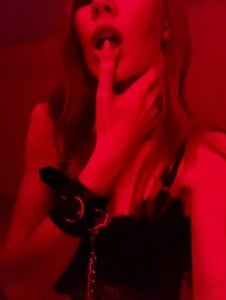 alena_art_me Red ❤️ Pic 3