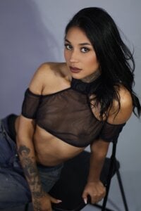 lyam_ebony_: Public ( 5 фото)