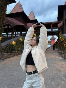 HaIinaDifabioIt's me Bild 3