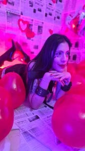 Gabriela_velle I'M YOUR SEXY QUEEN OF HEARTS WITH HANDCUFFS Poză