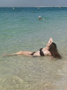 NilaBartkus Public Pic