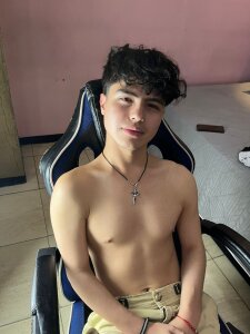 CollinStone “What you see… is not all I do!” Pic 4