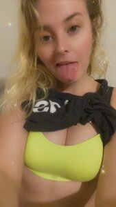 BlondeLoveAffair