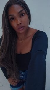 Isla_Scott 😎👑🪄 Billede 3