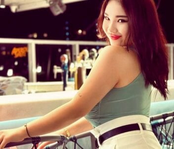 sexaxion_lee Public slika