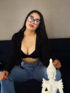 ARIA_AND_NICK Aria Pic 2