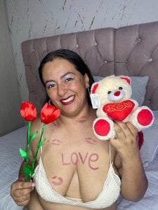 evelyn_harpeery: san valentine's day 💞💞 ( 5 фото)