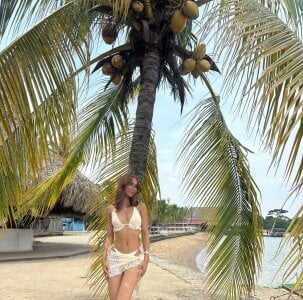 Little_channel_ On the beach 🌊☀️ . fénykép