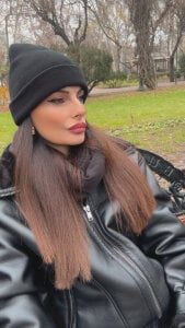 Zdjęcia Lady_Charme 🇷🇴 Bucharest: 