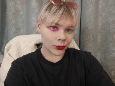 Brian_Mils Evening makeup Pic 3