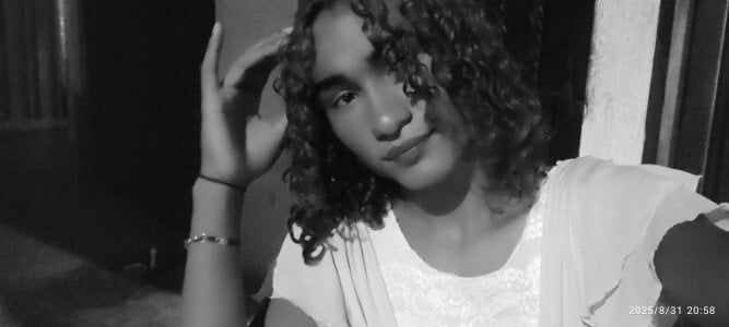 Solecito_TransHott Public Pic