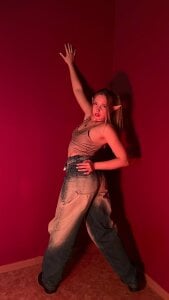 teya_starling Between breath and moan♥ Pic 4