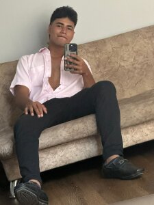 Simon_Pernia a little of me Pic 3