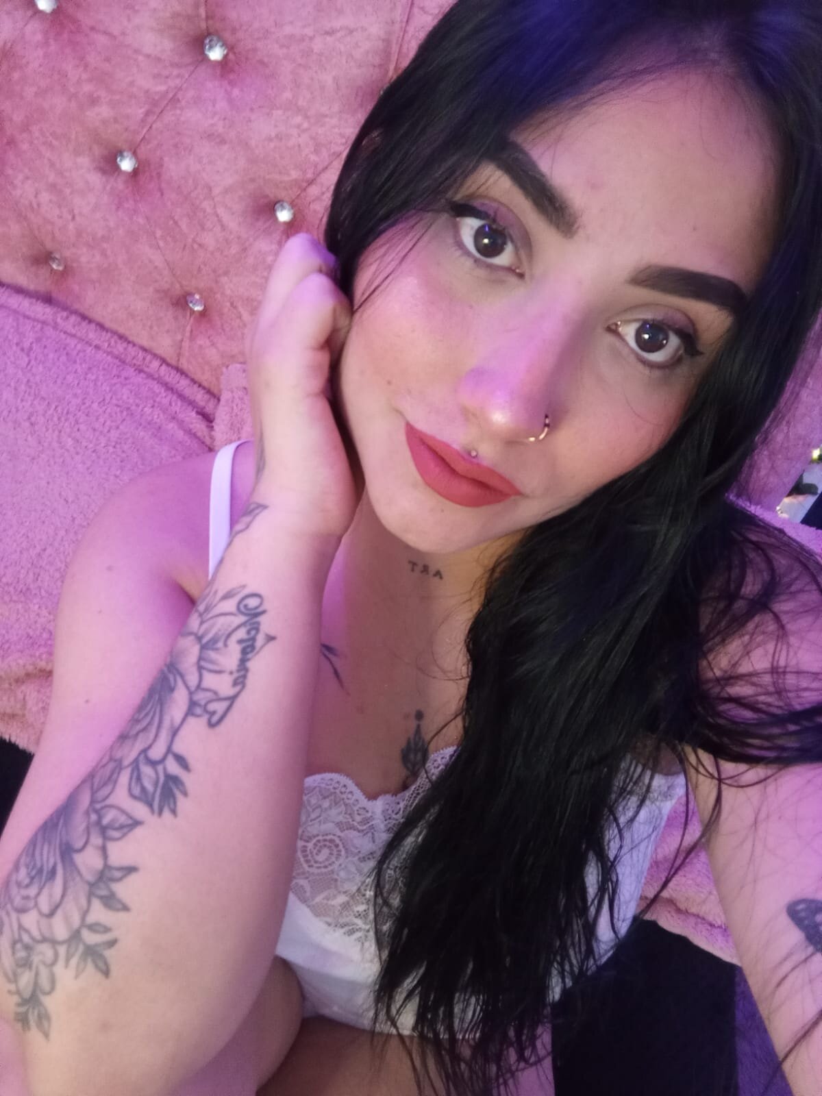 SeleneMore 님의 트렌드 중인 사진  1410개