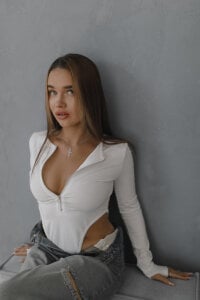 Malika_Lisan 🤍 Foto 4