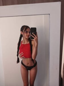 ChloeHarper_ just me Pic 6