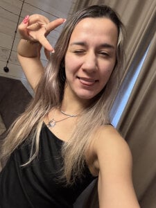 MaryBennetts kitty<3 Pic 4