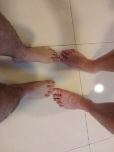 TommyandBillie 👃🏻Can you smell our feet?🦶🏼 slika