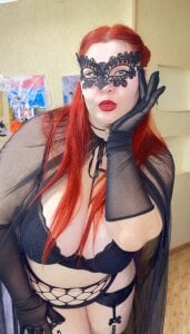 Julia_Bloom Halloween) Pic 6