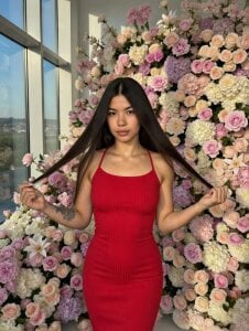 🎁 de DeloresOkoren  Imagens