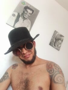 YO od ELARKIMAN  2 snímek