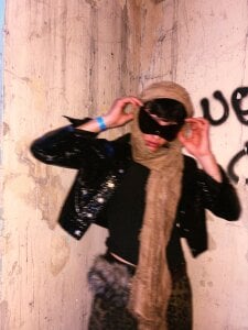 DarrenColleen Dumb Photos Hình 2